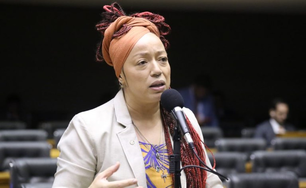 Urgente! Comissão Aprova Projeto que Pode Mudar a Carreira de Servidores de C&T